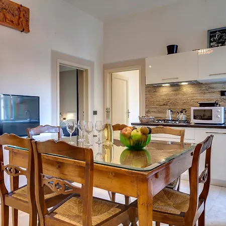 Apartment Ridolfi By Mamo Florence