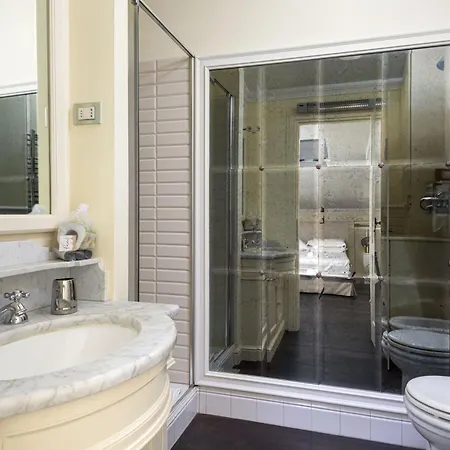 Unyca - Luxury Apartment