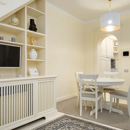 Apartment Unyca - Luxury Florence
