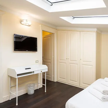 Apartment Unyca - Luxury Florence