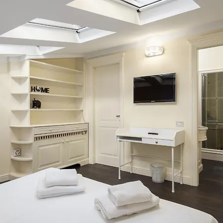 Unyca - Luxury * Florence