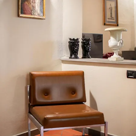 And Quiet Apartment *