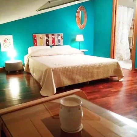 Apartment House Nubia, San Frediano, Near Ponte Vecchio, With Free Private Parking Lot