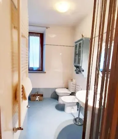 House Nubia, San Frediano, Near Ponte Vecchio, With Free Private Parking Lot Apartment