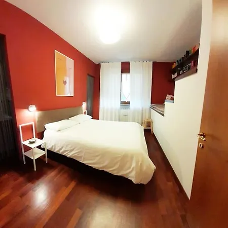 Apartment House Nubia, San Frediano, Near Ponte Vecchio, With Free Private Parking Lot
