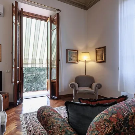 Spartaco Prestigious Apartment
