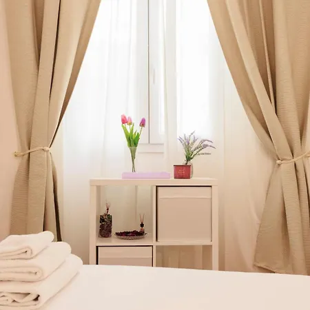 Cozy House In Pepi Street Florence
