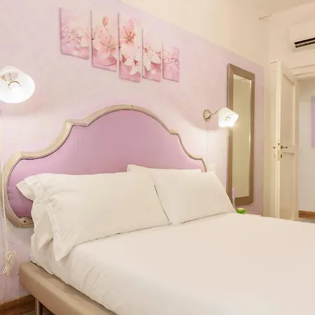 Cozy House In Pepi Street Apartment
