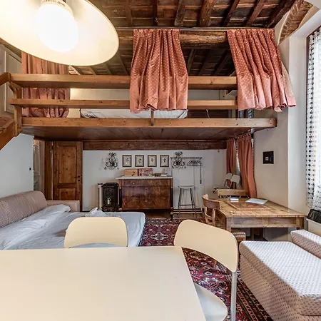 Apartment Comodo Dietro Il Duomo *