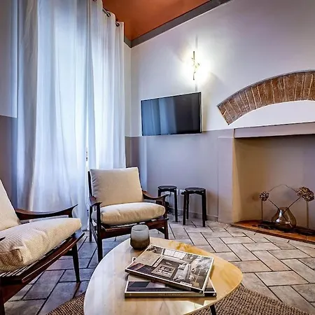 Apartment Chic Oriuolo At The Duomo Florence