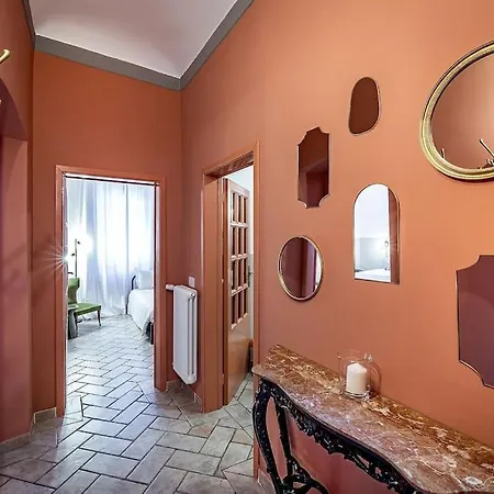Apartment Chic Oriuolo At The Duomo *