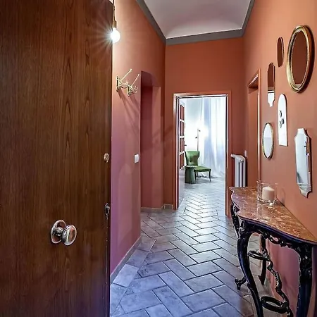 Chic Oriuolo At The Duomo Apartment *