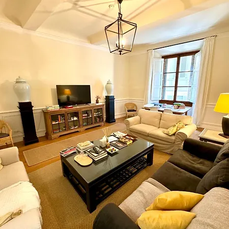 Apartment Tintori Elegant By Rebnb *