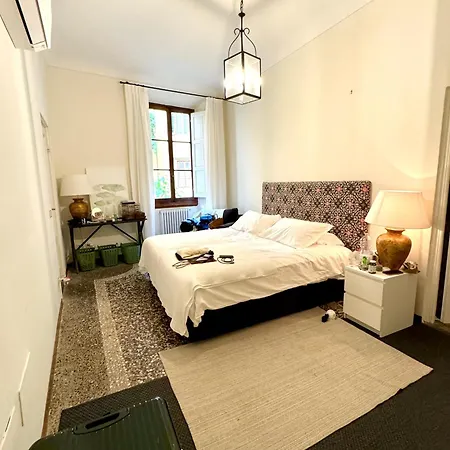 Tintori Elegant By Rebnb Apartment