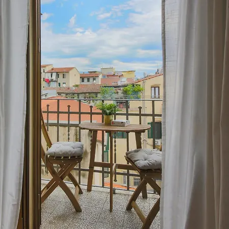 Guido Monaco Contemporary Stylish And Modern *