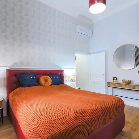 Guido Monaco Contemporary Stylish And Modern Florence