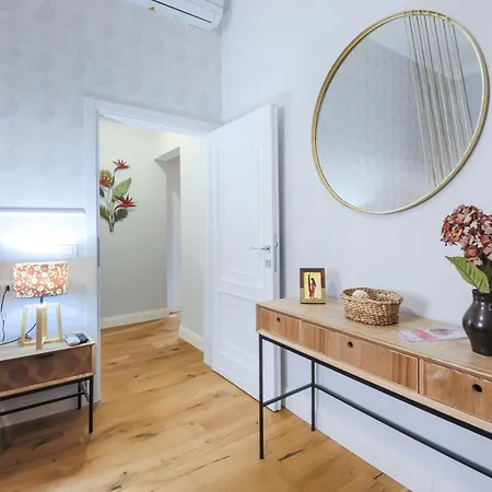 Apartment Guido Monaco Contemporary Stylish And Modern