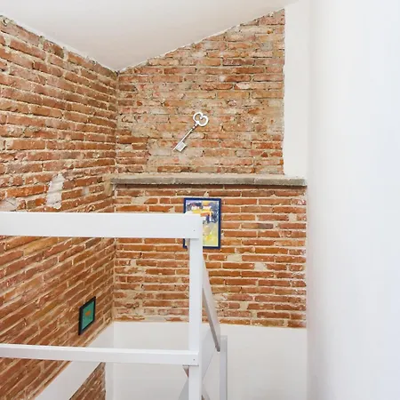 Guido Monaco Contemporary Stylish And Modern Apartment Florence