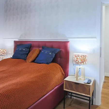 Guido Monaco Contemporary Stylish And Modern Florence