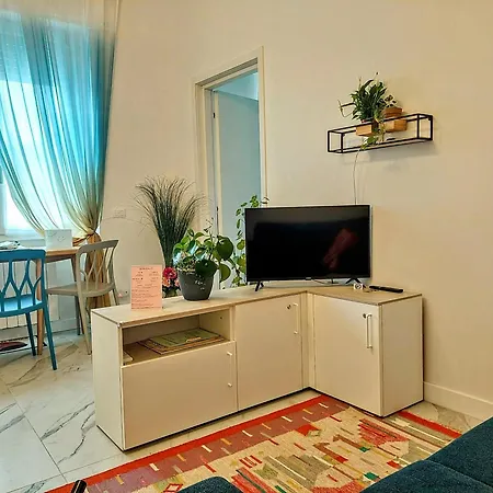 - Il Ghiro Apartment Florence