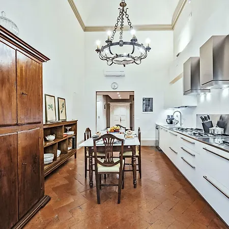 Apartment Dimora Del Palazzo Aldobrandini Del Papa By Interhome Florence
