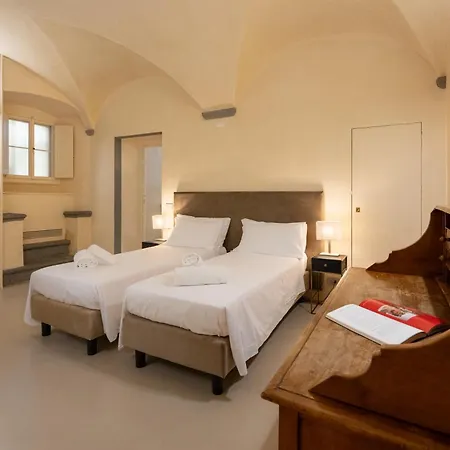 Keys Of Italy - Benci 20 Fresco - Frescoes One Bedroom Santa Croce Apartment
