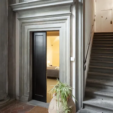 Keys Of Italy - Benci 20 Fresco - Frescoes One Bedroom Santa Croce *