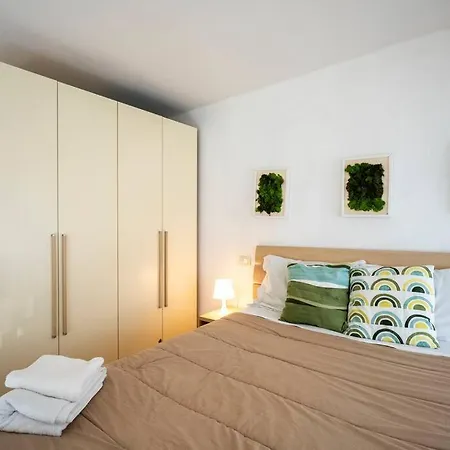 Apartment La Dimora Di Maggie 77 - 2 Min Stazione Rifredi *