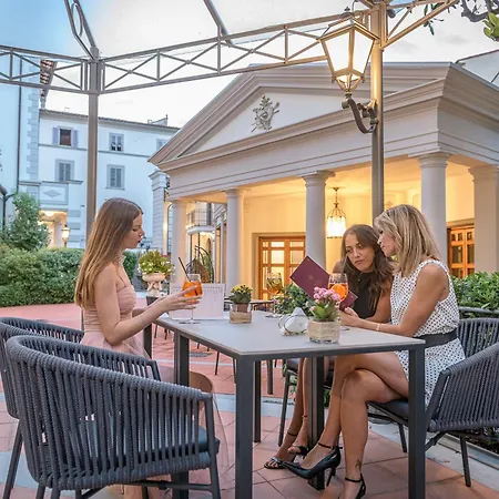 Palazzo Montebello Hotel Florencia