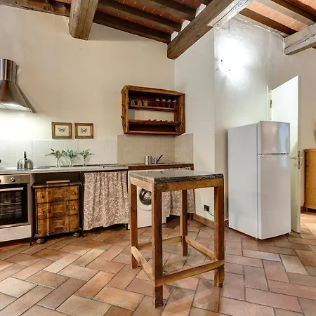 Anguillara 7a Apartment Florence
