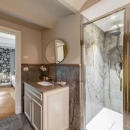 Apartment Duomo Penthouse Luxury In By Palazzo Pazzi Vitali *