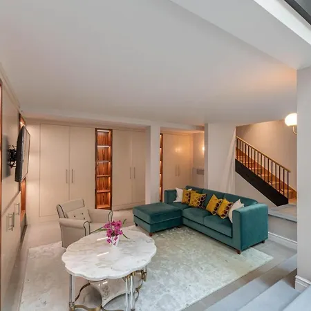 Apartment Duomo Penthouse Luxury In By Palazzo Pazzi Vitali Florence