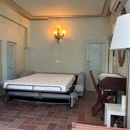 Florentine Penthouse By Florencehospitality Com