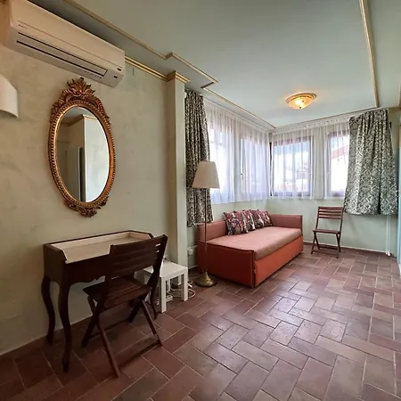 Apartment Florentine Penthouse By Florencehospitality Com *