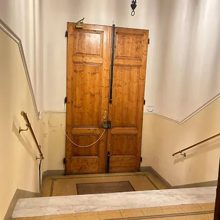 Florentine Penthouse By Florencehospitality Com Florence