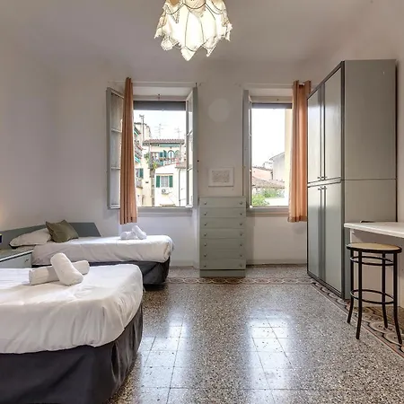 Faenza 64 Apartment *