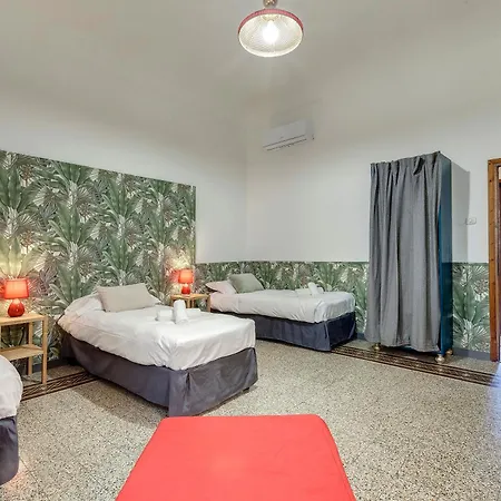 Faenza 64 Apartment *