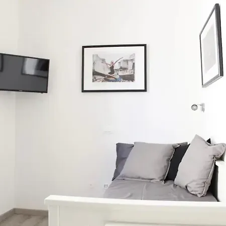 Daire Super Centrale Con Wifii E Ac Floransa