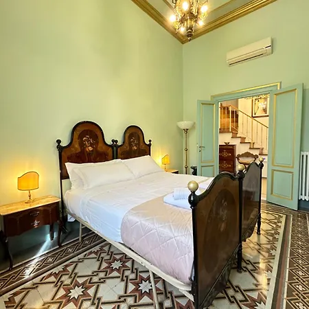 Florentine Penthouse By Florencehospitality Com