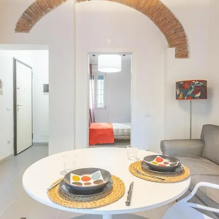 Apartment Careggi, Meyer, Cto Con Giardino