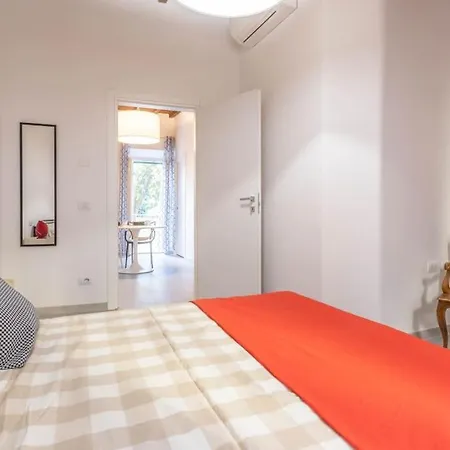 Careggi, Meyer, Cto Con Giardino Apartment *