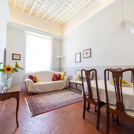 Casa Iginia With A View 300mt From Ponte Vecchio Apartment