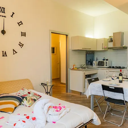 Deluxe Apt+private Parking Florence