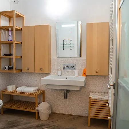 Deluxe Apt+private Parking Apartment Florence