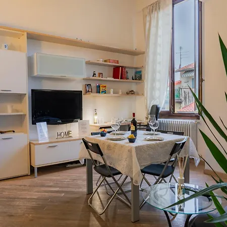 Deluxe Apt+private Parking Apartment