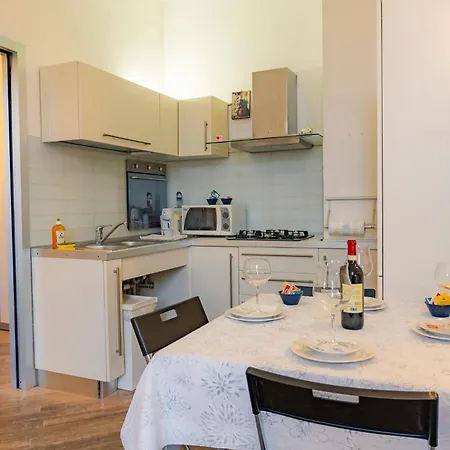 Deluxe Apt+private Parking Apartment Florence