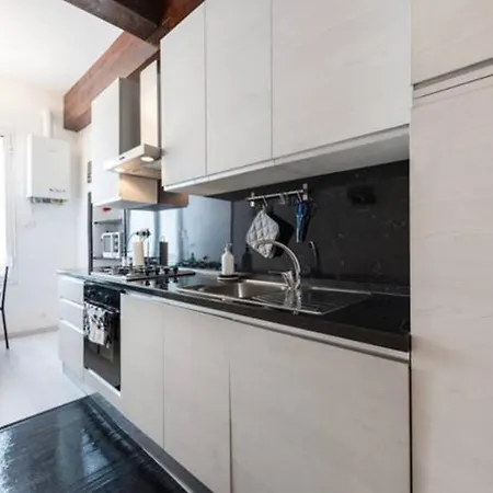 Apartamento Super Centrale Con Wifii E Ac