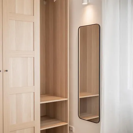 Apartment Leopoldo Cozy Loft - Tram, Air C, Netflix Florence