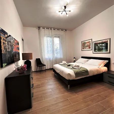 Domus Apartamento *