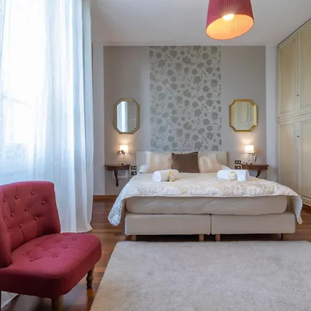Lia - In With Private Garden And Pool Holiday home